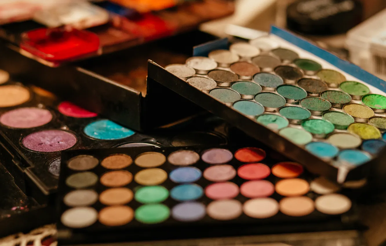 Фото обои colors, makeup, case