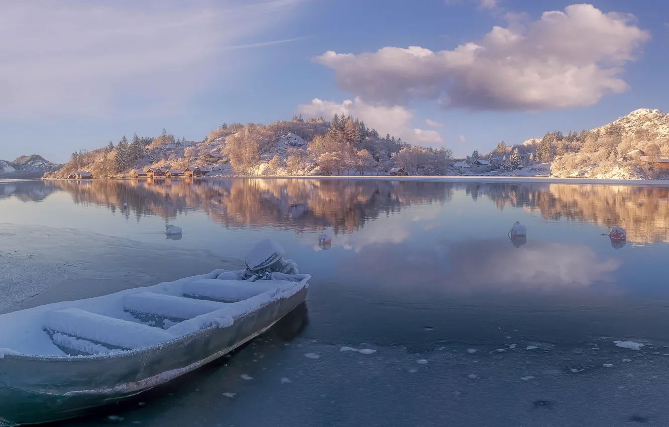 Фото обои зима, озеро, лодка, Норвегия, Norway, Ругаланн, Egersund, Эйгерсунн