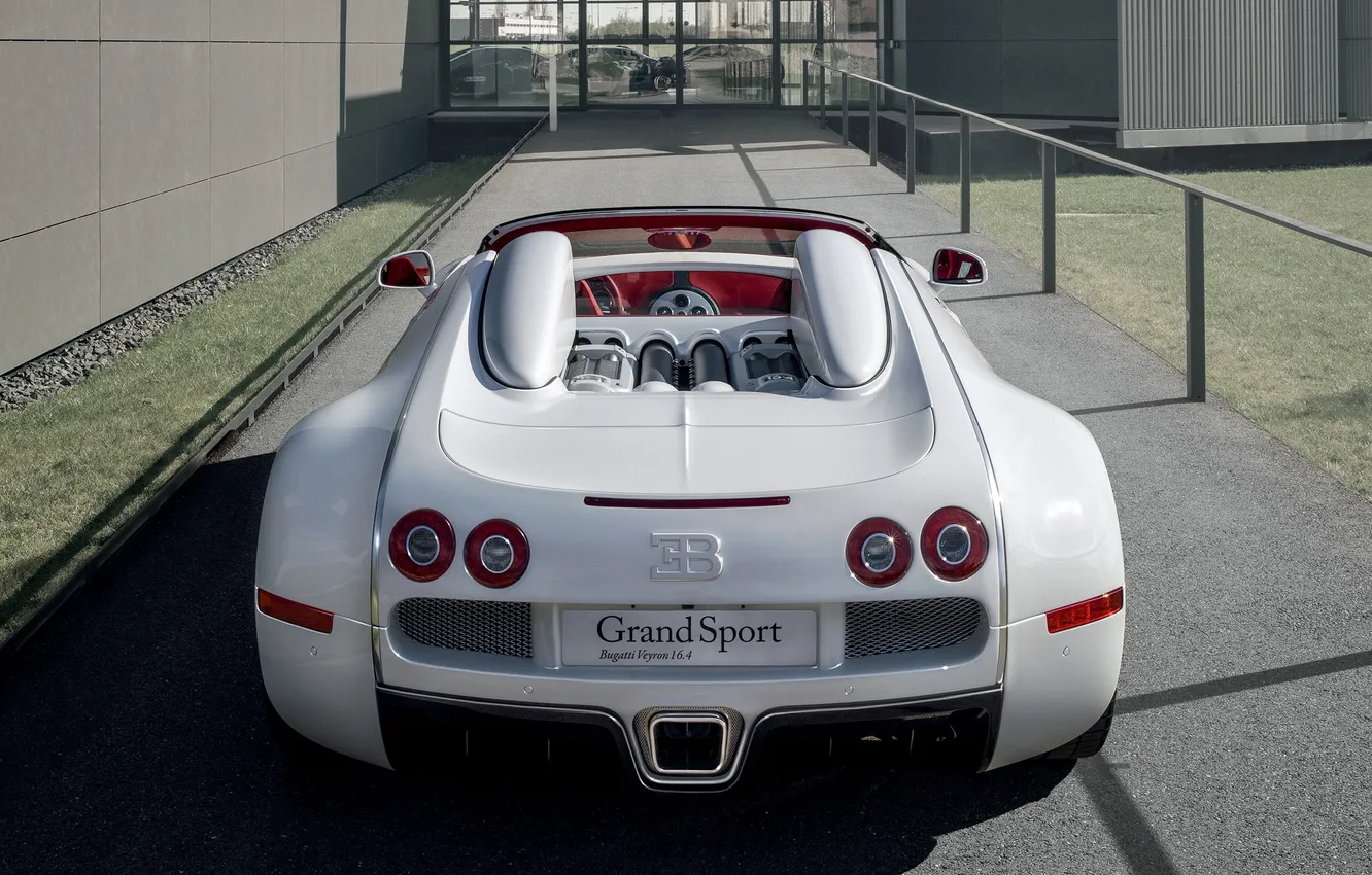 Фото обои Bugatti Veyron, бугатти, выхлоп, roadster, задок, вейрон, Grand Sport, Wei Long