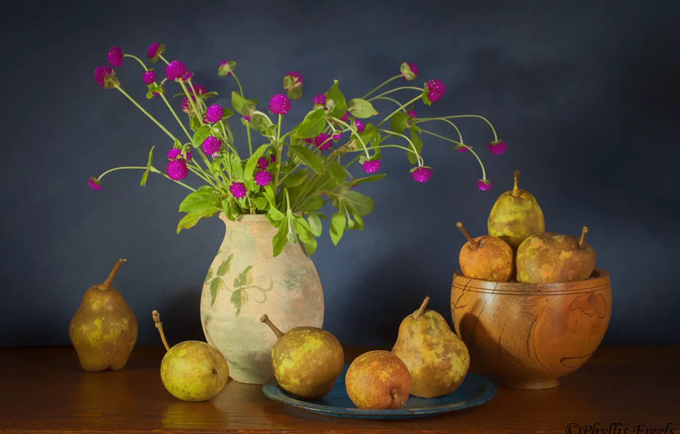 Фото обои цветы, тарелка, ваза, груша, натюрморт