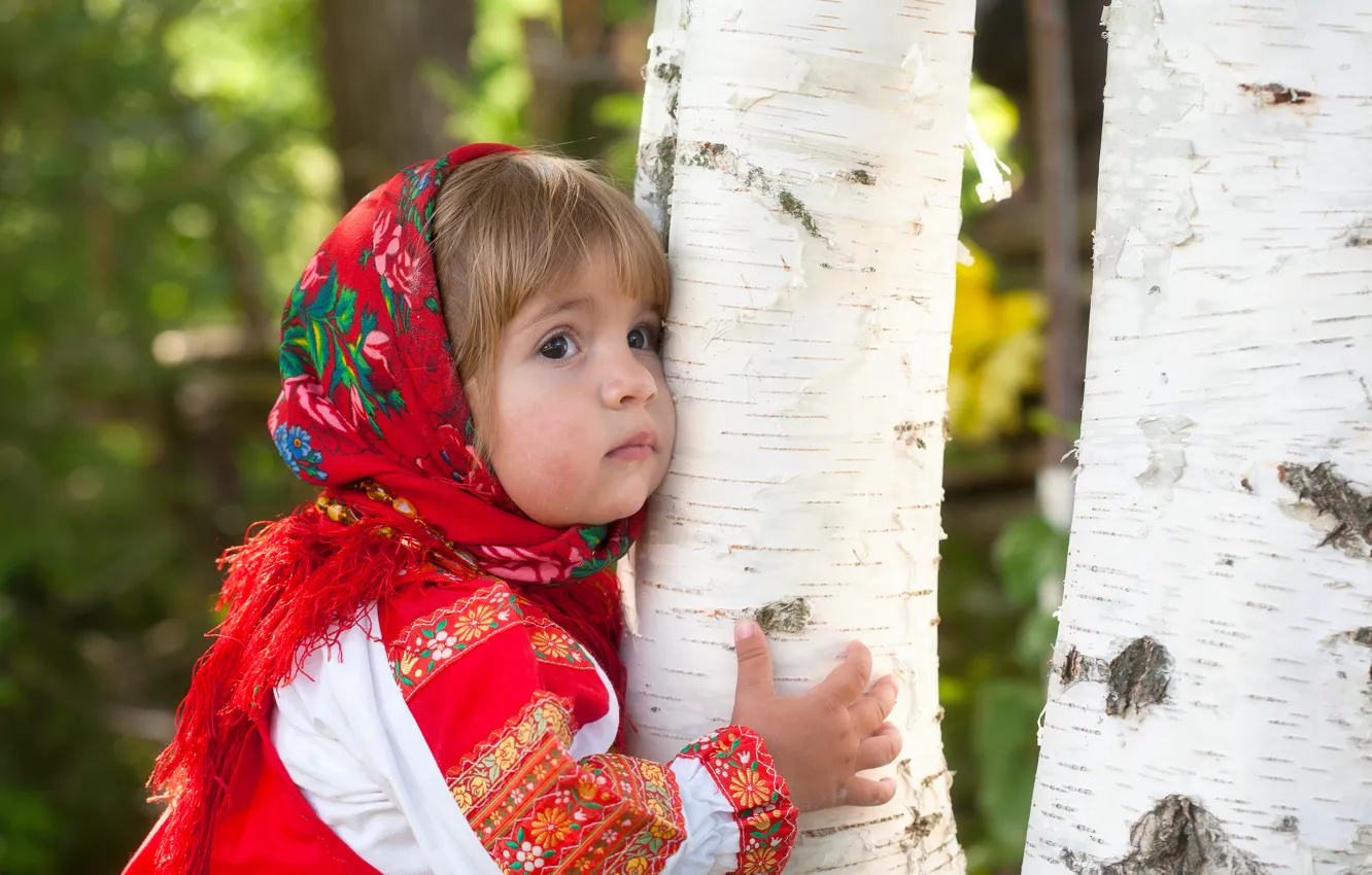 Фото обои лето, платье, девочка, наряд, россия, берёза, роща, ребёнок