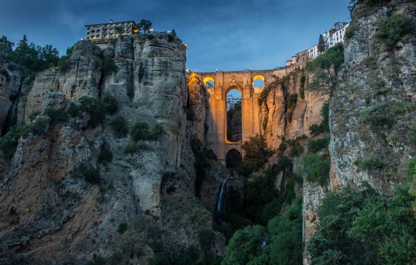 Фото обои пейзаж, мост, природа, город, скалы, вечер, ущелье, Испания