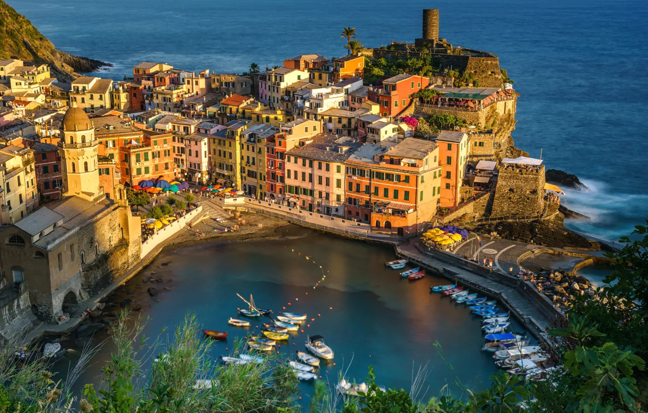 Фото обои море, побережье, здания, дома, лодки, Италия, Italy, Лигурийское море