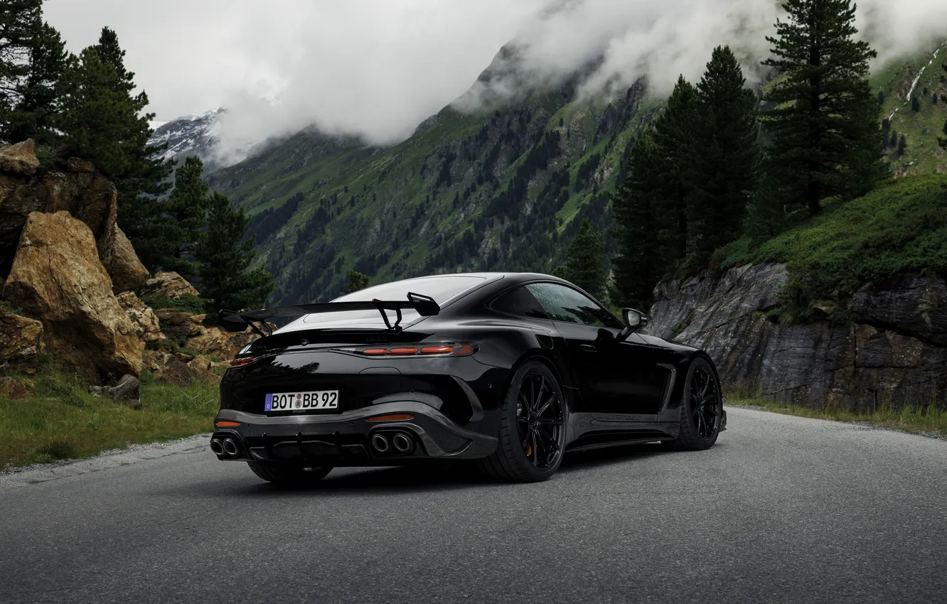 Фото обои Mercedes, Brabus, AMG, спортивное купе, Mercedes-AMG, 2025, Mercedes-AMG GT 63 S E Performance, черный кузов