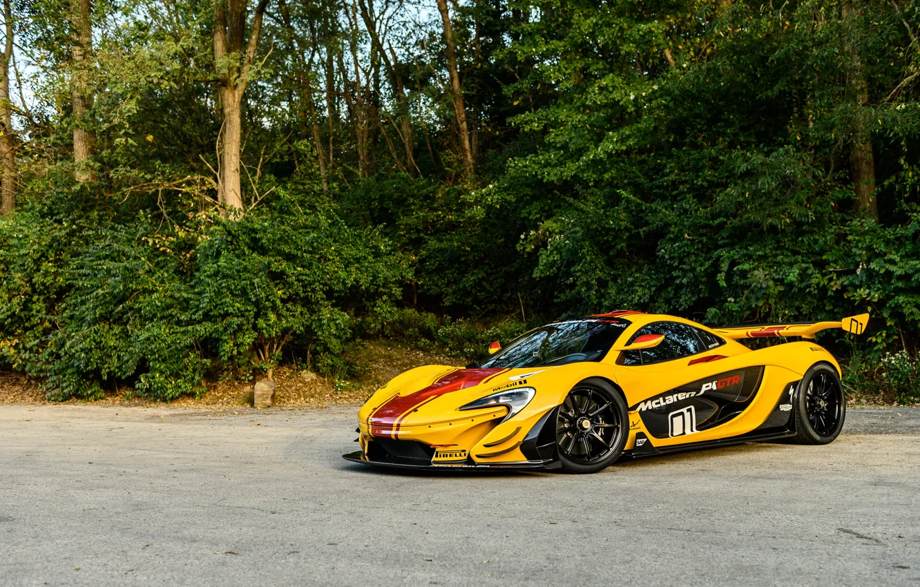 Фото обои Red, Yellow, P1 GTR