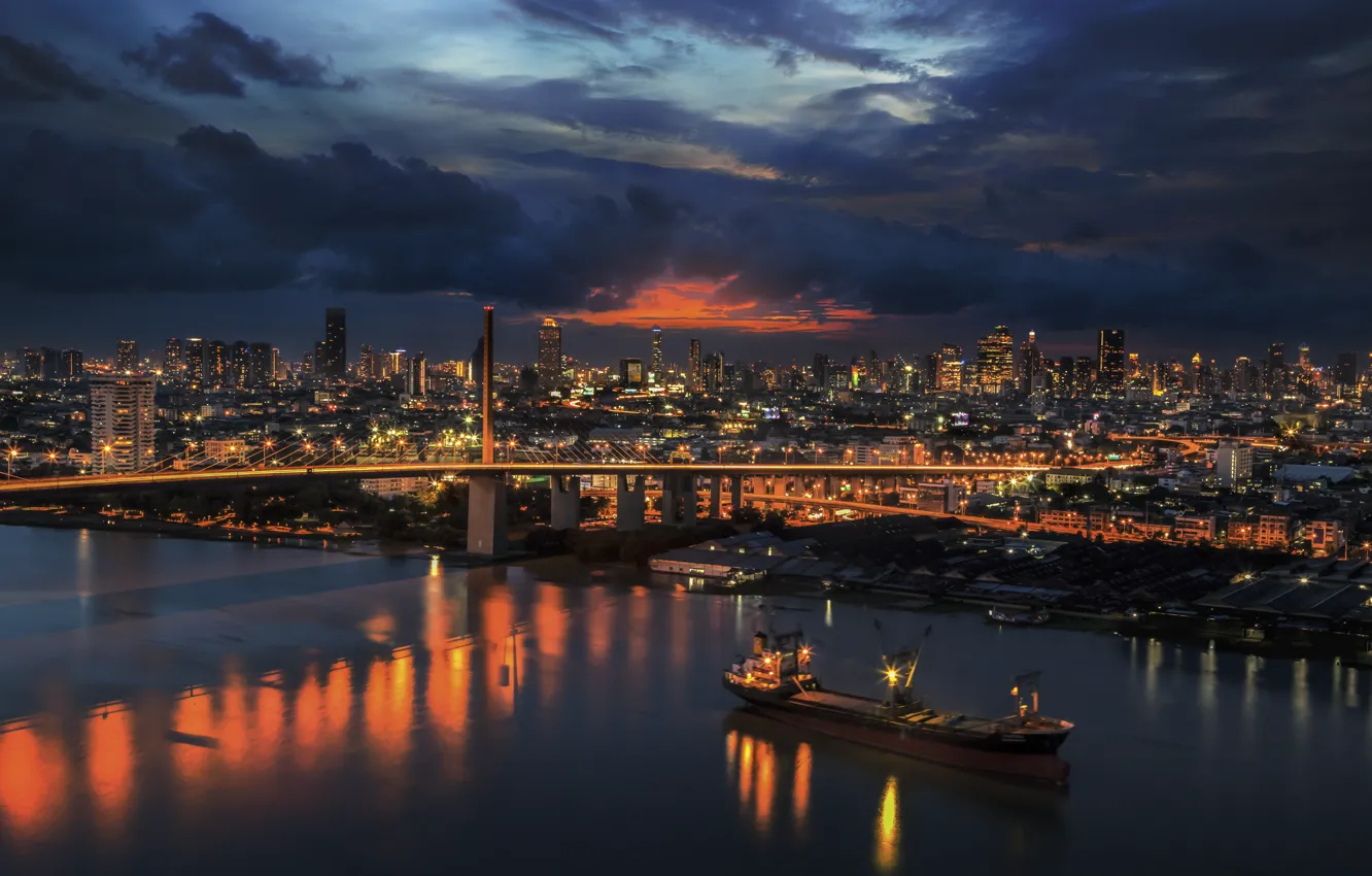 Фото обои дорога, облака, закат, city, город, здания, вечер, Таиланд