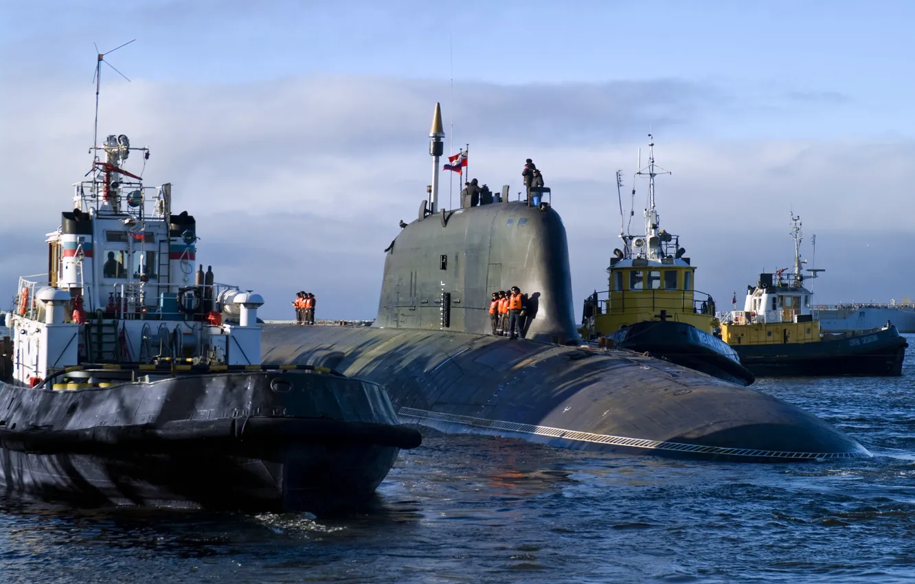 Фото обои субмарина, ВМФ, выход, подводный, ракетоносец, буксиры, Атомный, в море