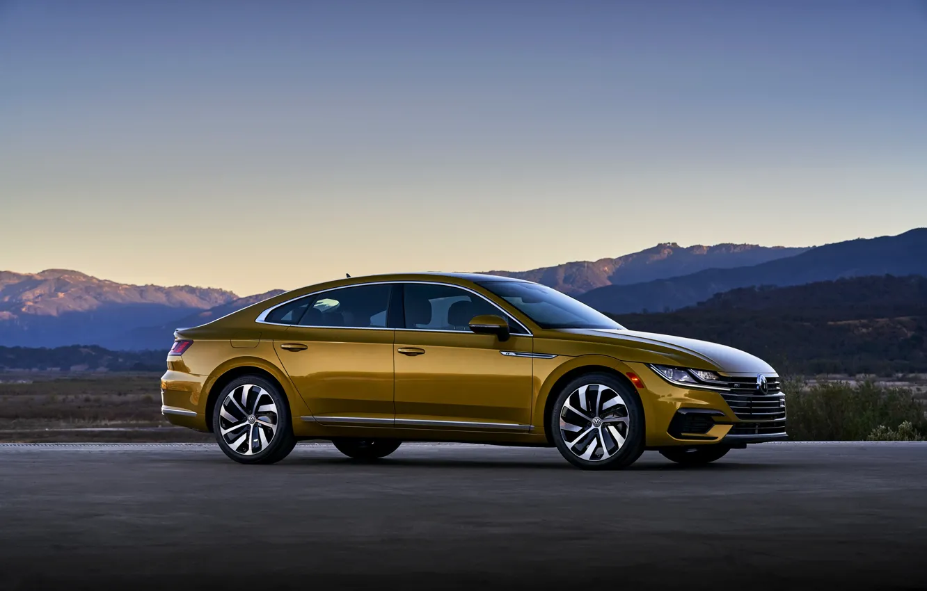 Фото обои небо, Volkswagen, лифтбэк, Arteon, 2019, SEL R-Line