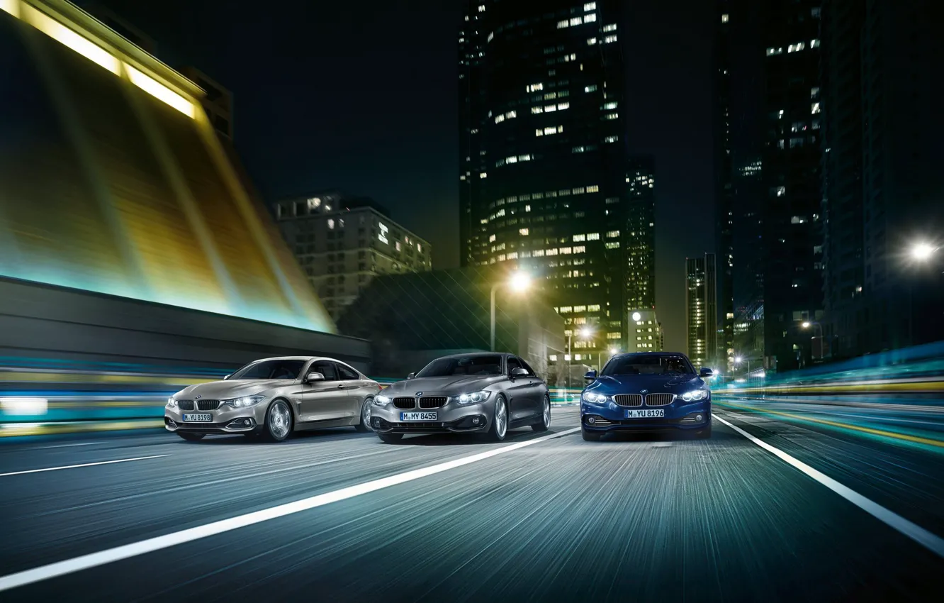 Фото обои дорога, город, скорость, небоскреб, BMW, BMW M4, BMW 4-Series