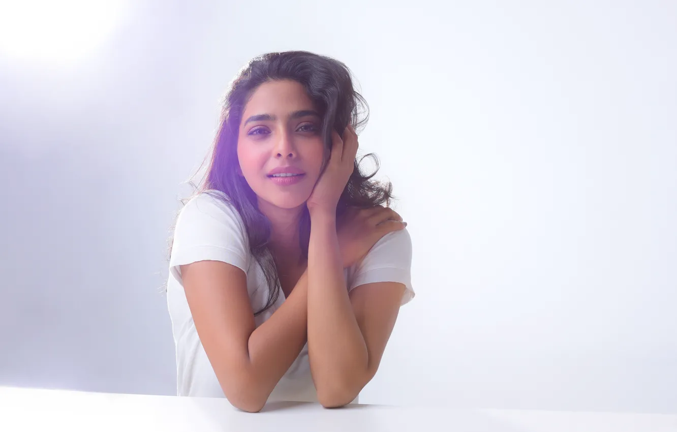 Фото обои girl, model, indian, actress, celebrity, bollywood, Aishwarya Lekshmi