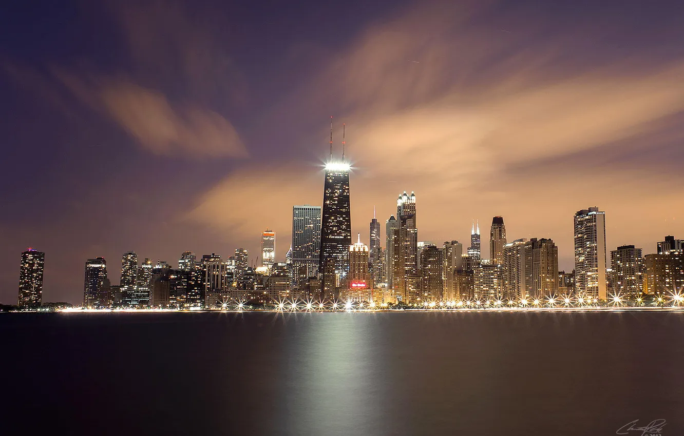 Фото обои вода, ночь, город, огни, небоскребы, Чикаго, Иллиноис