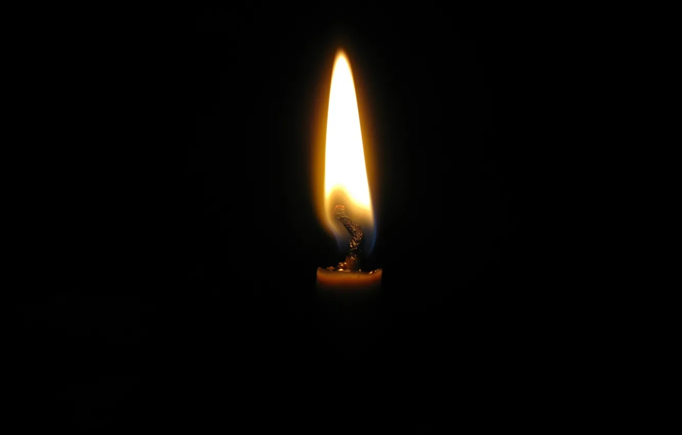 Фото обои пустота, тьма, огонь, свеча, одинокая
