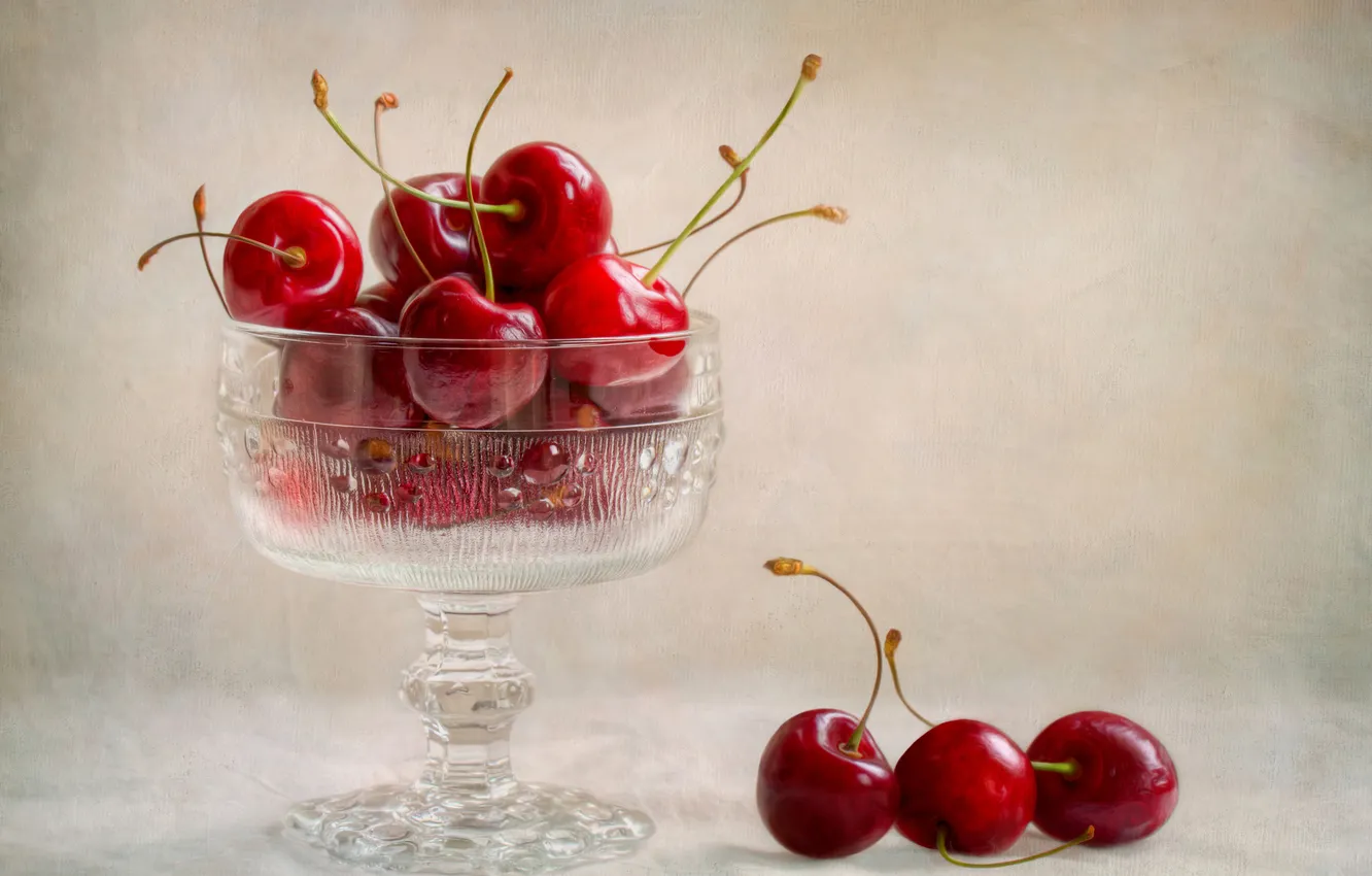 Фото обои фрукты, вишни, cup, fruit, cherries, чашкa
