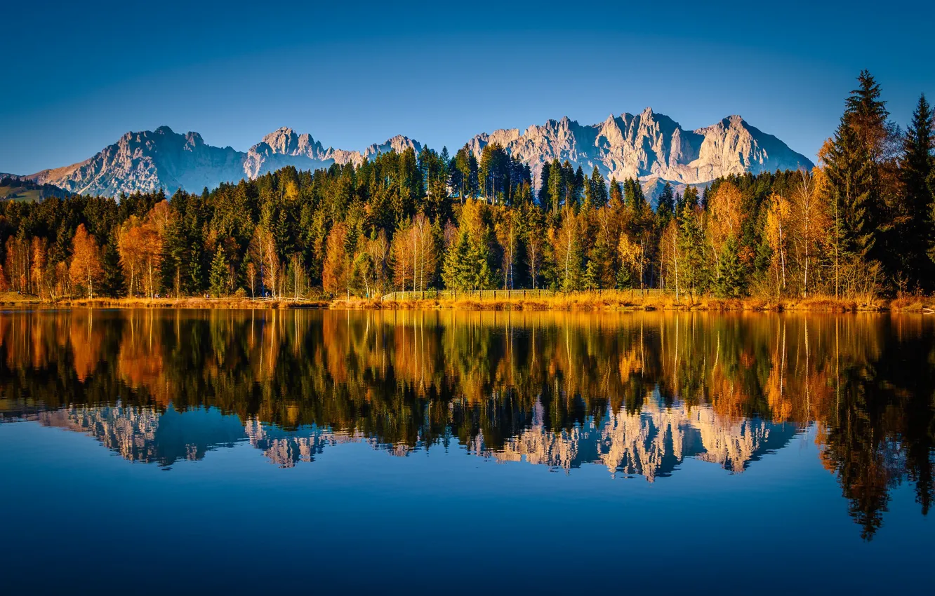 Фото обои осень, лес, горы, озеро, отражение, Австрия, Альпы, Austria