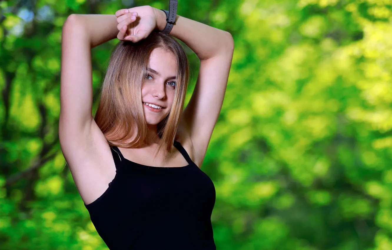Фото обои long hair, model, gorgeous, photoshoot, posing, beautiful face, outdoors, shaved armpits