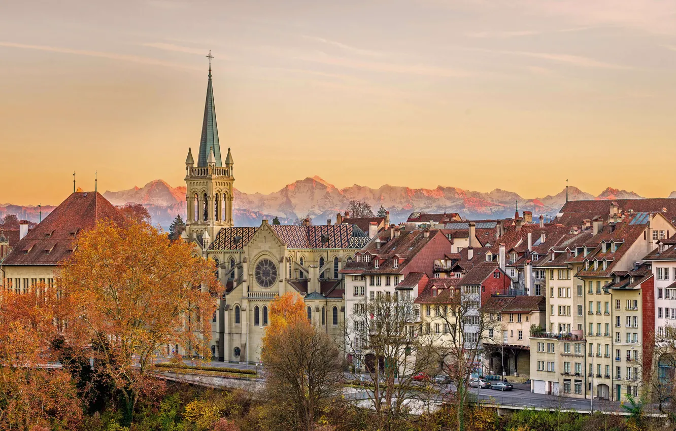 Фото обои осень, Швейцария, панорама, Берн, Старый Город, Собор Святых Петра и Павла