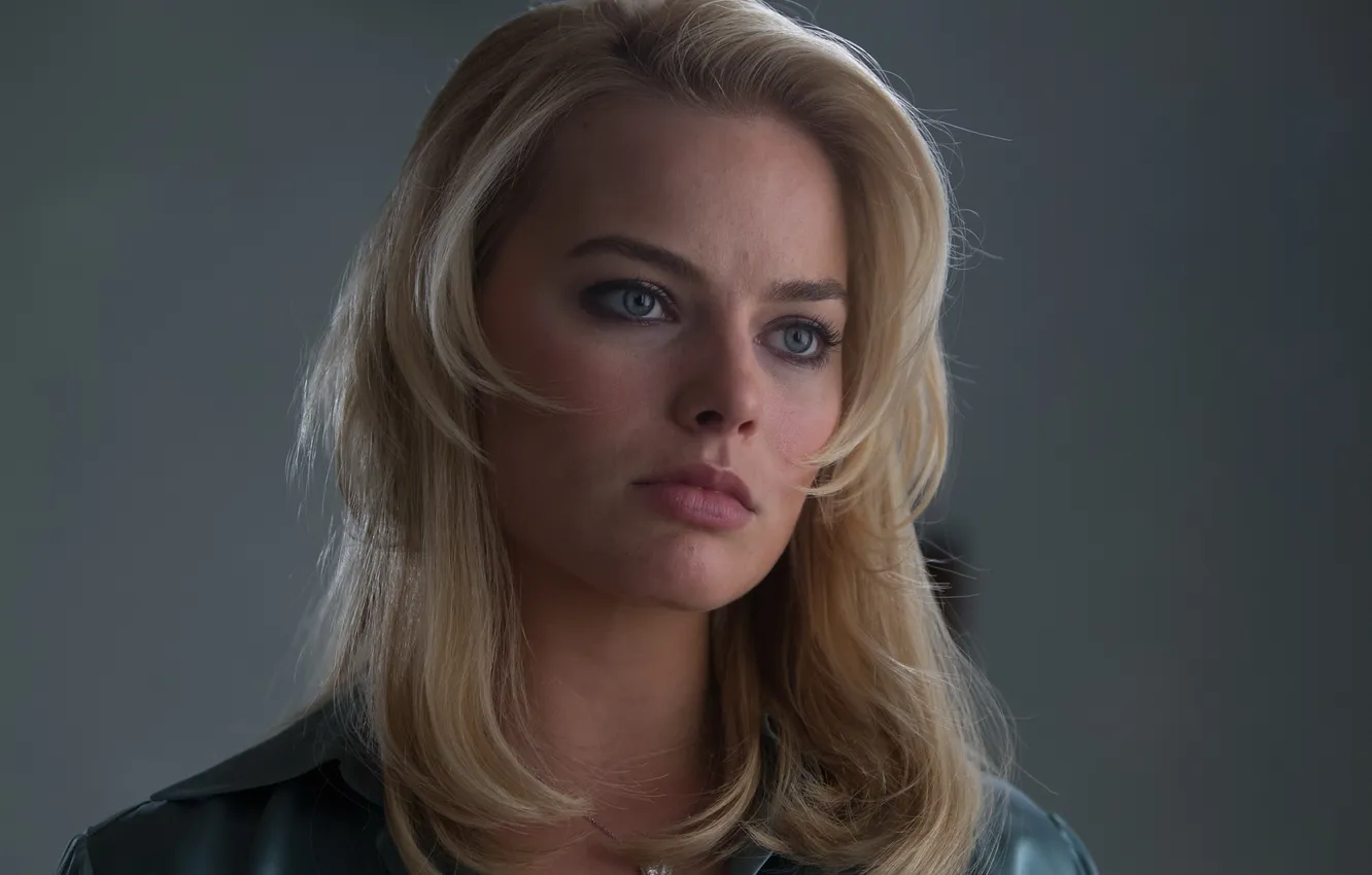 Фото обои взгляд, портрет, Margot Robbie