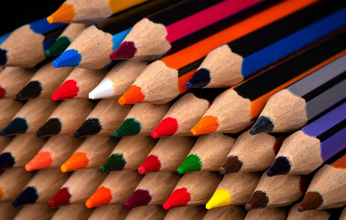 Фото обои макро, цветные, карандаши, черный фон, разноцветные, много, деревянные, подточенные