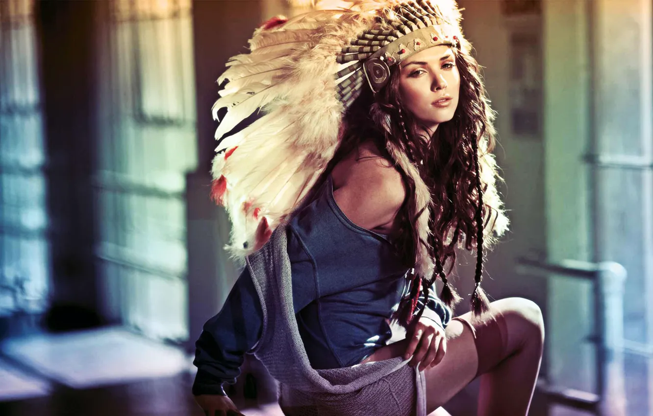 Фото обои sexy, woman, background, feathers, cacique