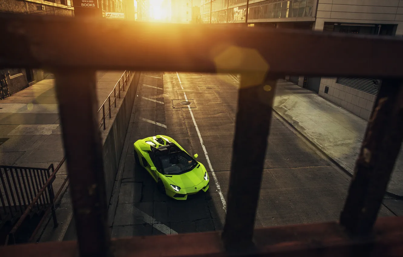 Фото обои Roadster, Lamborghini, City, Chicago, Green, Front, Sunset, Downtown
