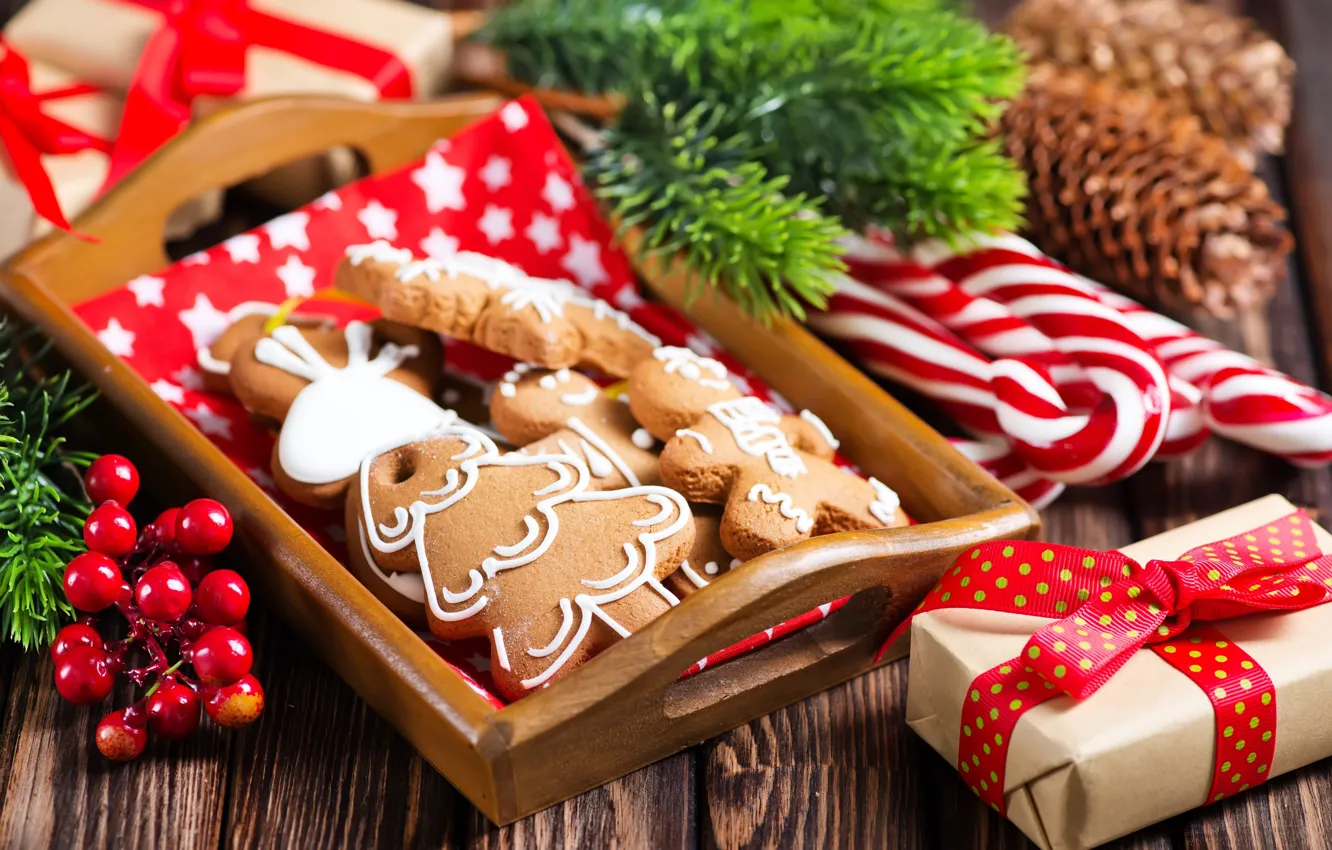 Фото обои снег, украшения, игрушки, елка, Новый Год, печенье, Рождество, подарки
