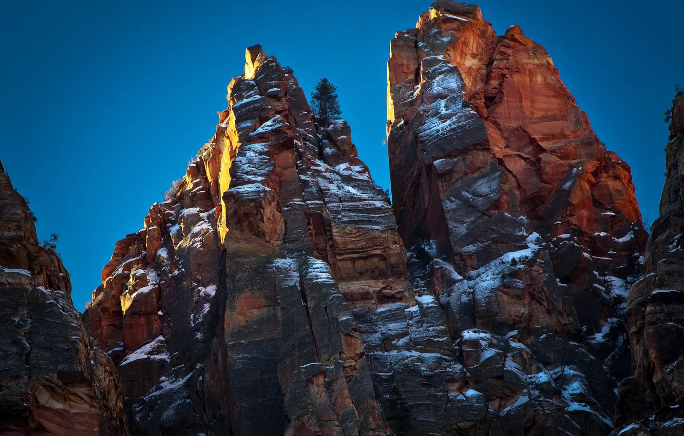 Фото обои снег, горы, природа, скала, вершины, порода