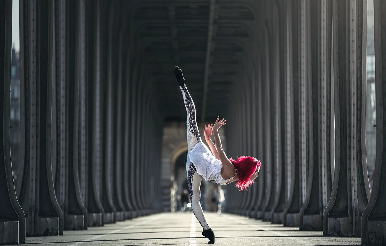 Фото обои шпагат, растяжка, гимнастка, Quincy Azzario