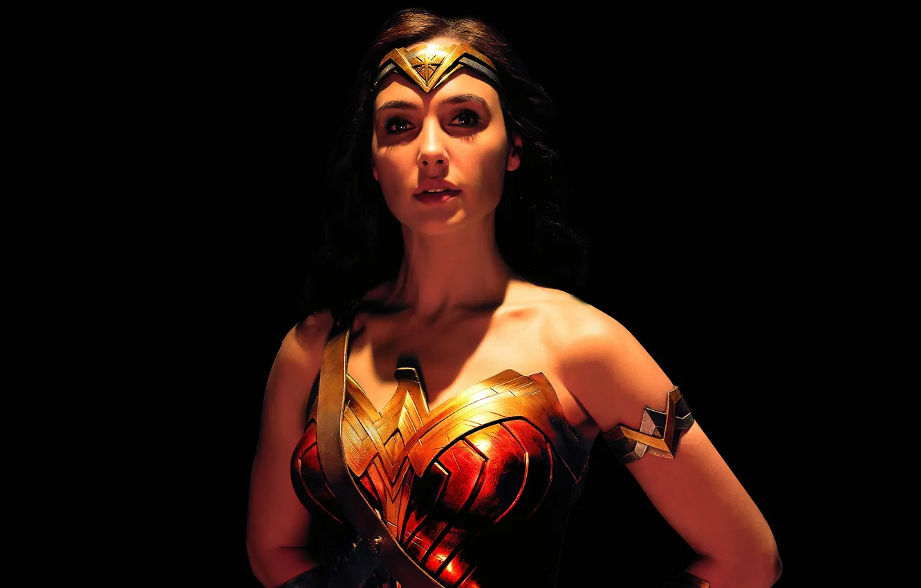 Фото обои портрет, красотка, черный фон, Wonder Woman, комикс, DC Comics, Diana, Галь Гадот
