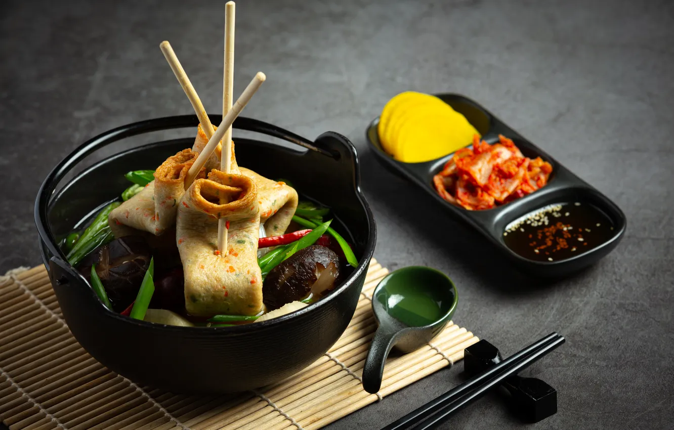 Фото обои table, soup, korean, vegetable, fish cake