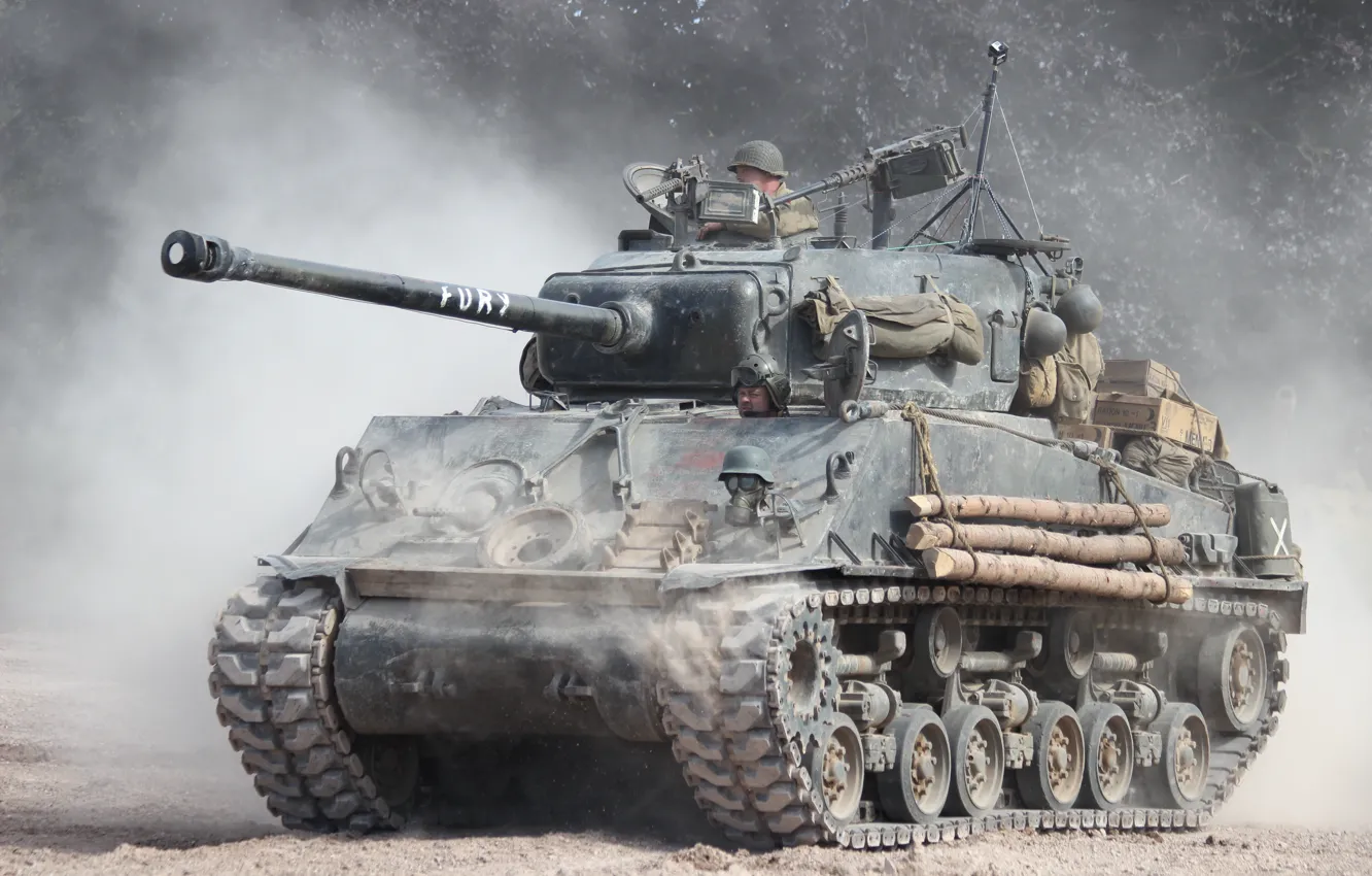 Фото обои пыль, танк, средний, «Шерман», M4A3 Sherman