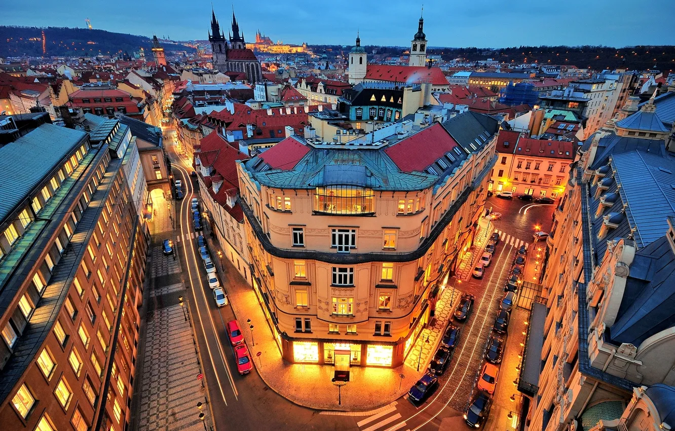 Фото обои машины, город, здания, дороги, дома, вечер, Прага, Чехия