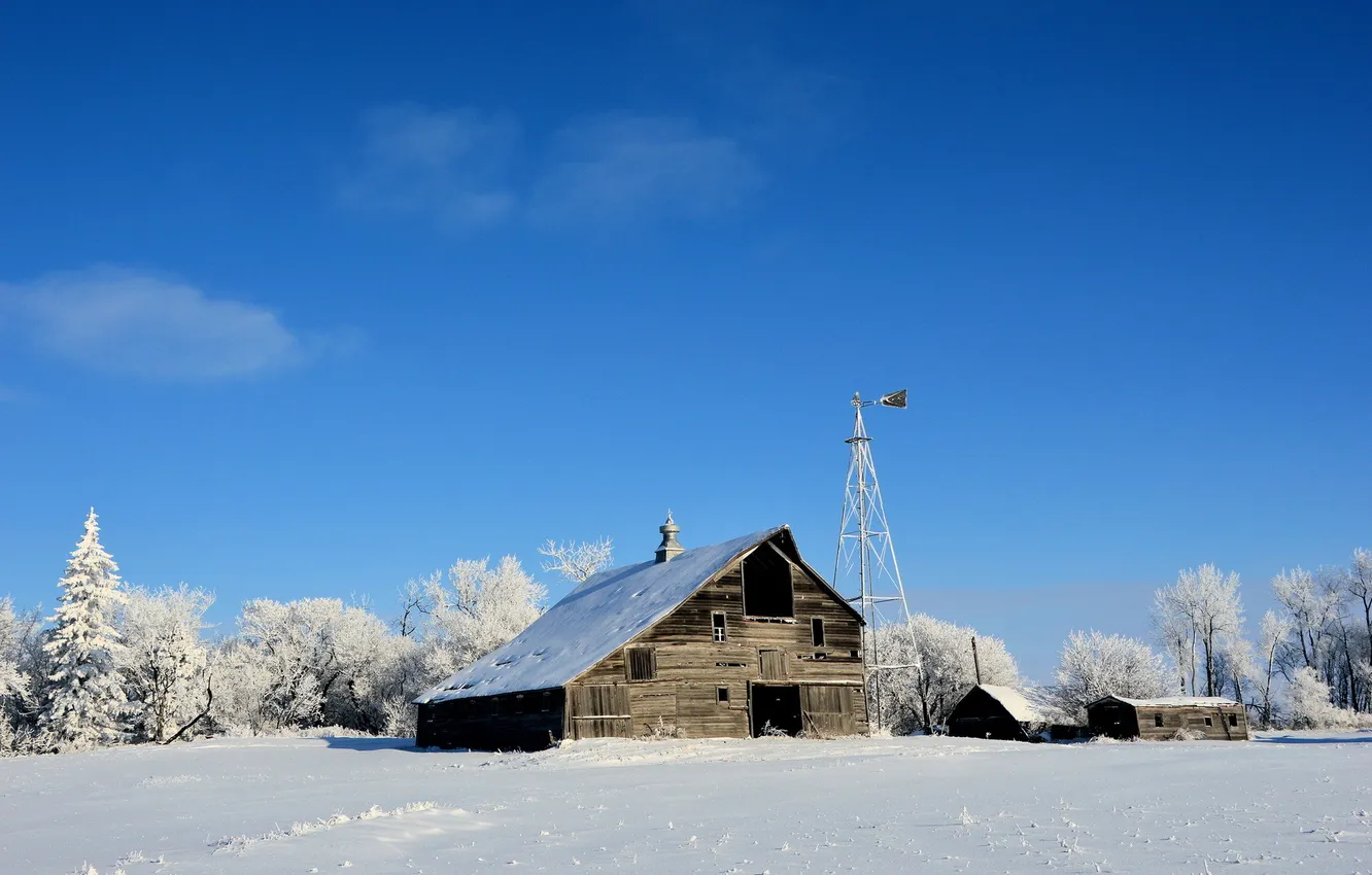 Фото обои зима, поле, дом, ветряк