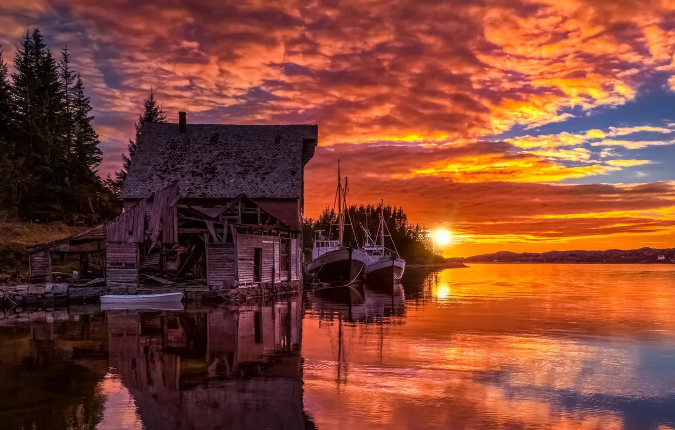 Фото обои закат, озеро, корабли