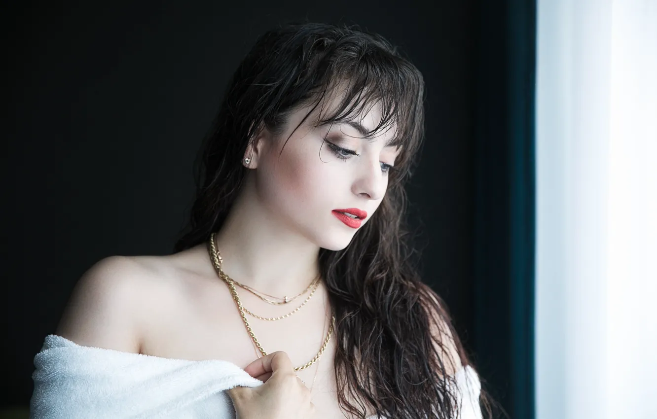 Фото обои лицо, фон, модель, волосы, Laura
