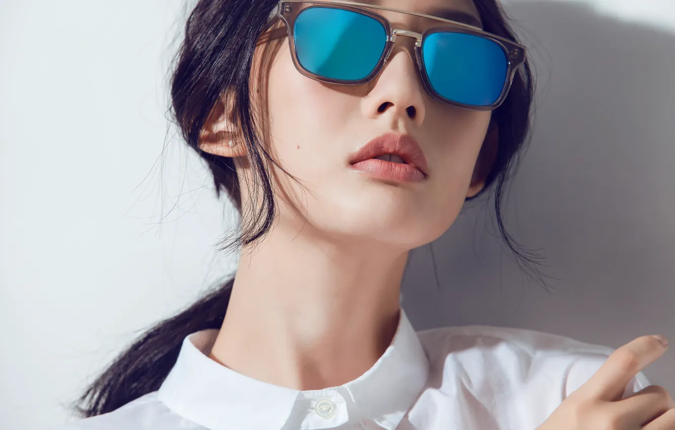 Фото обои стиль, модель, очки, азиатка