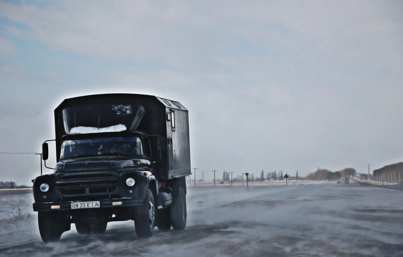Фото обои зима, дорога, небо, грузовик, ЗИЛ, 130, zil, позёмка