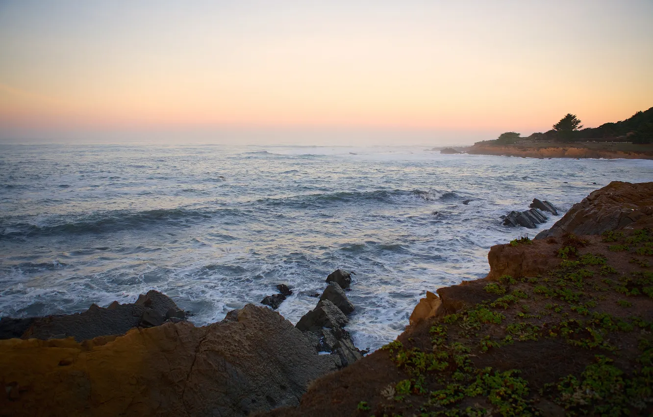 Фото обои море, волны, камни, берег, вечер