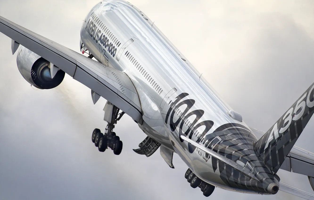 Фото обои Самолет, Лайнер, Двигатель, Airbus, Шасси, Пассажирский самолёт, Airbus A350 XWB, Airbus A350-1000