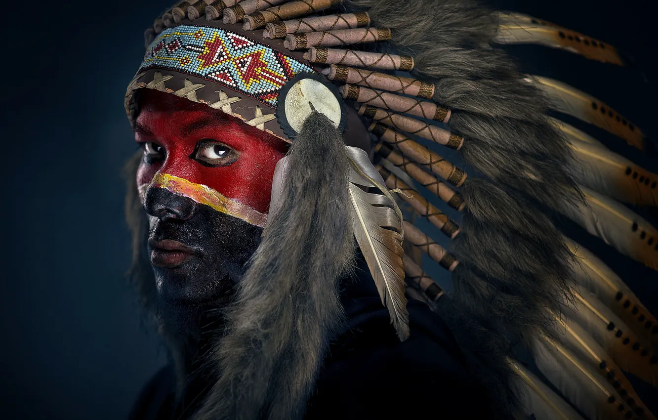 Фото обои man, apache, colour, painted face