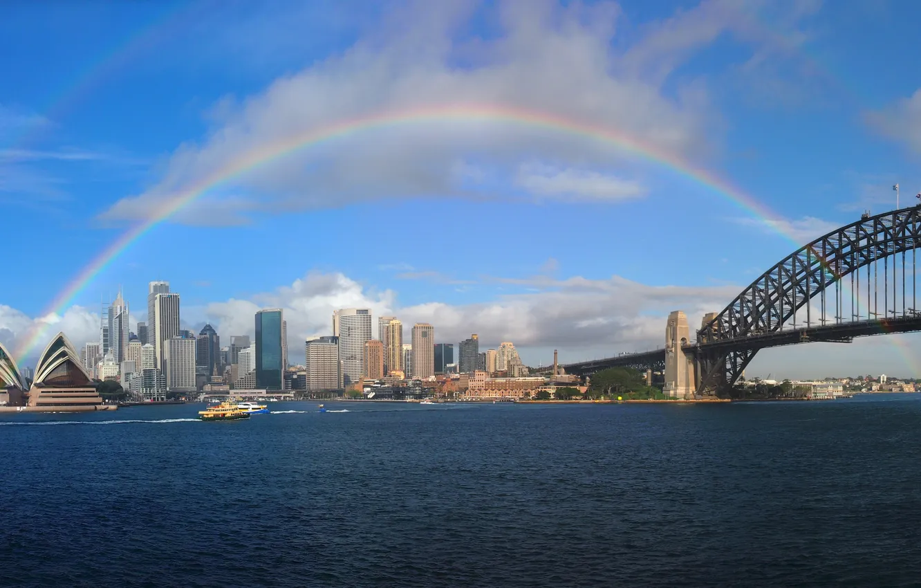 Фото обои небо, радуга, утро, Сиднейский оперный театр, Харбор-Бридж, Сиднейская бухта, город Сидней, стальной арочный мост