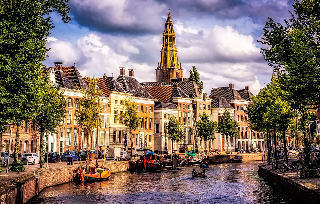 Фото обои деревья, здания, башня, дома, лодки, канал, Нидерланды, набережная