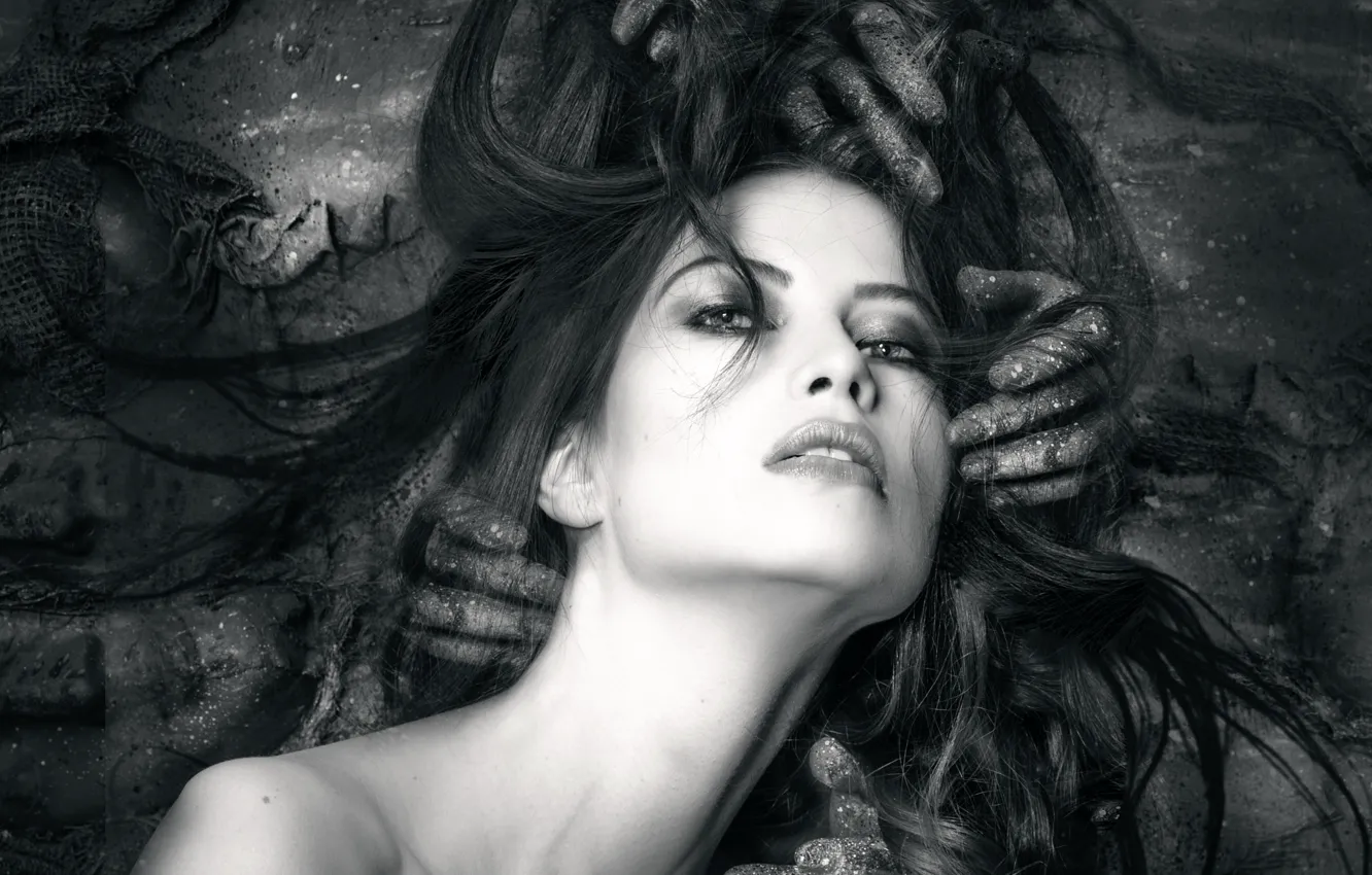 Фото обои девушка, руки, Joachim Bergauer
