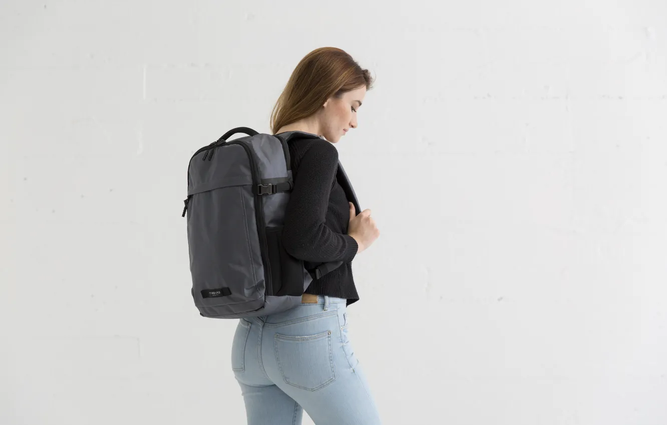 Фото обои woman, jeans, backpack
