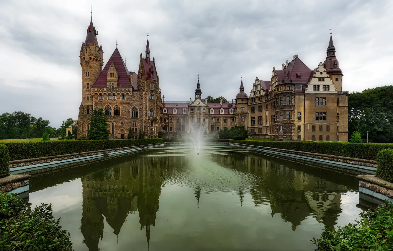 Фото обои замок, Польша, фонтан, Мошна