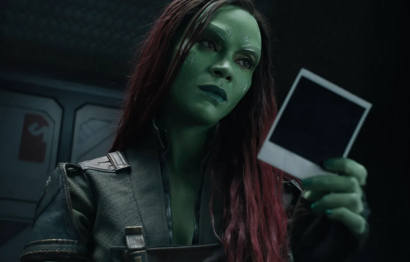 Фото обои поза, фото, макияж, Зои Салдана, Zoe Saldana, Гамора, Guardians of the Galaxy Vol. 3, Стражи …