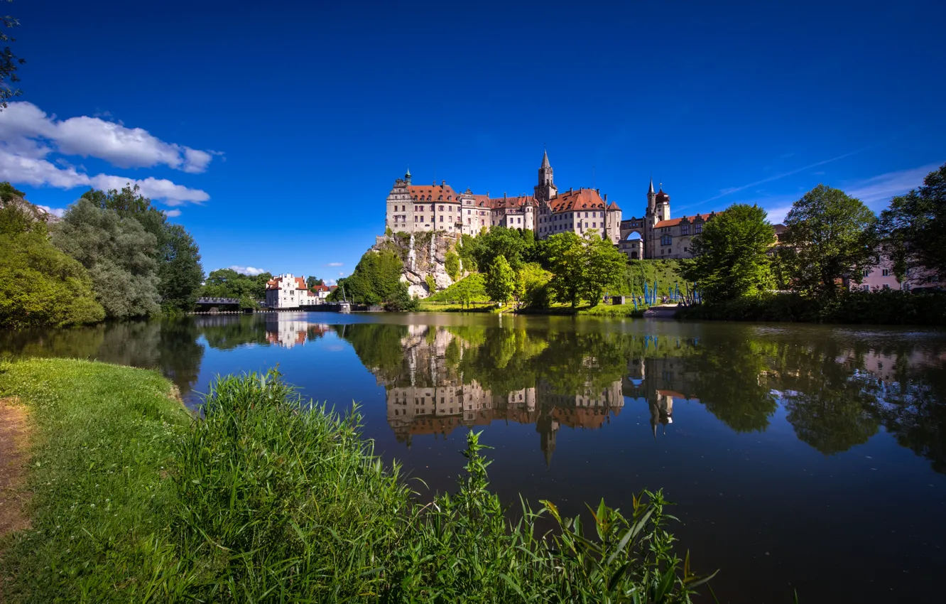 Фото обои отражение, река, замок, Германия, Germany, Баден-Вюртемберг, Baden-Württemberg, Sigmaringen Castle
