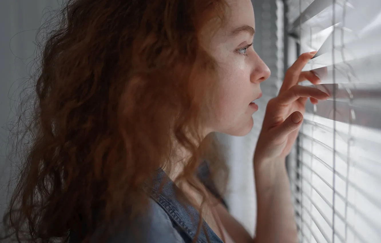 Фото обои профиль, губки, локоны, Aleks Five