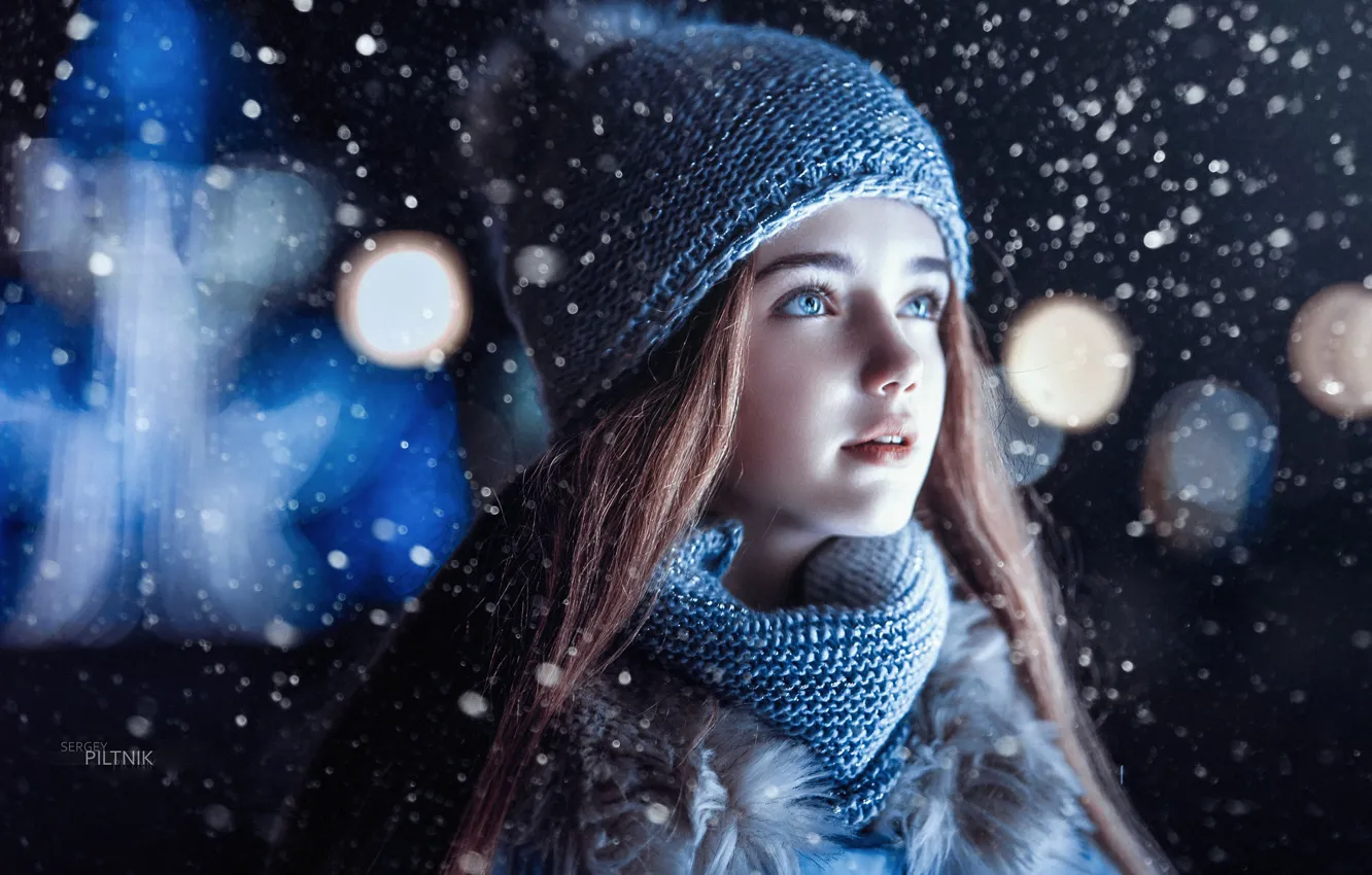 Фото обои зима, взгляд, снег, шапка, девочка, Sergey Piltnik
