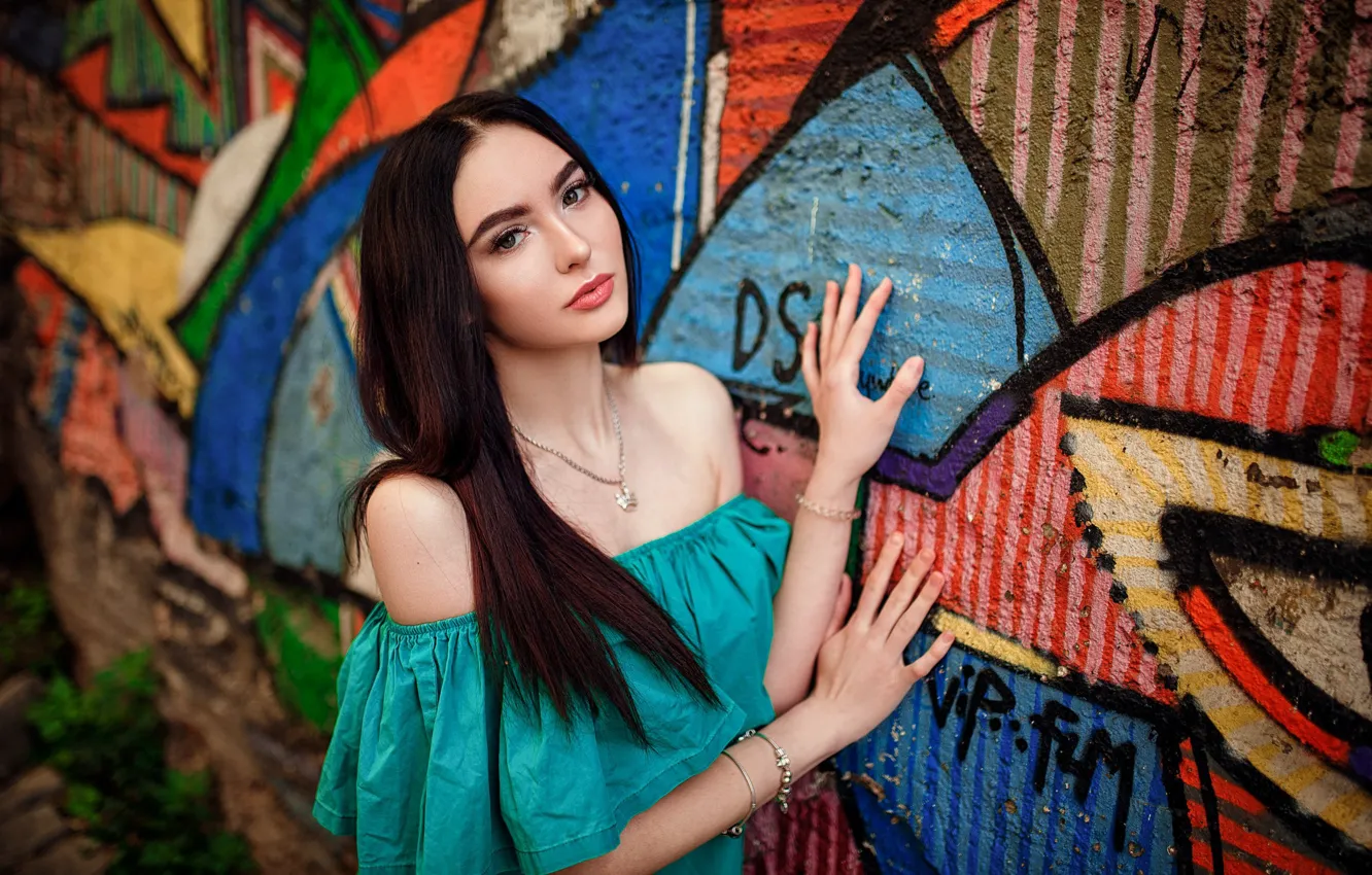 Фото обои Alina, girl, wall, graffiti, Model, long hair, dress, photo