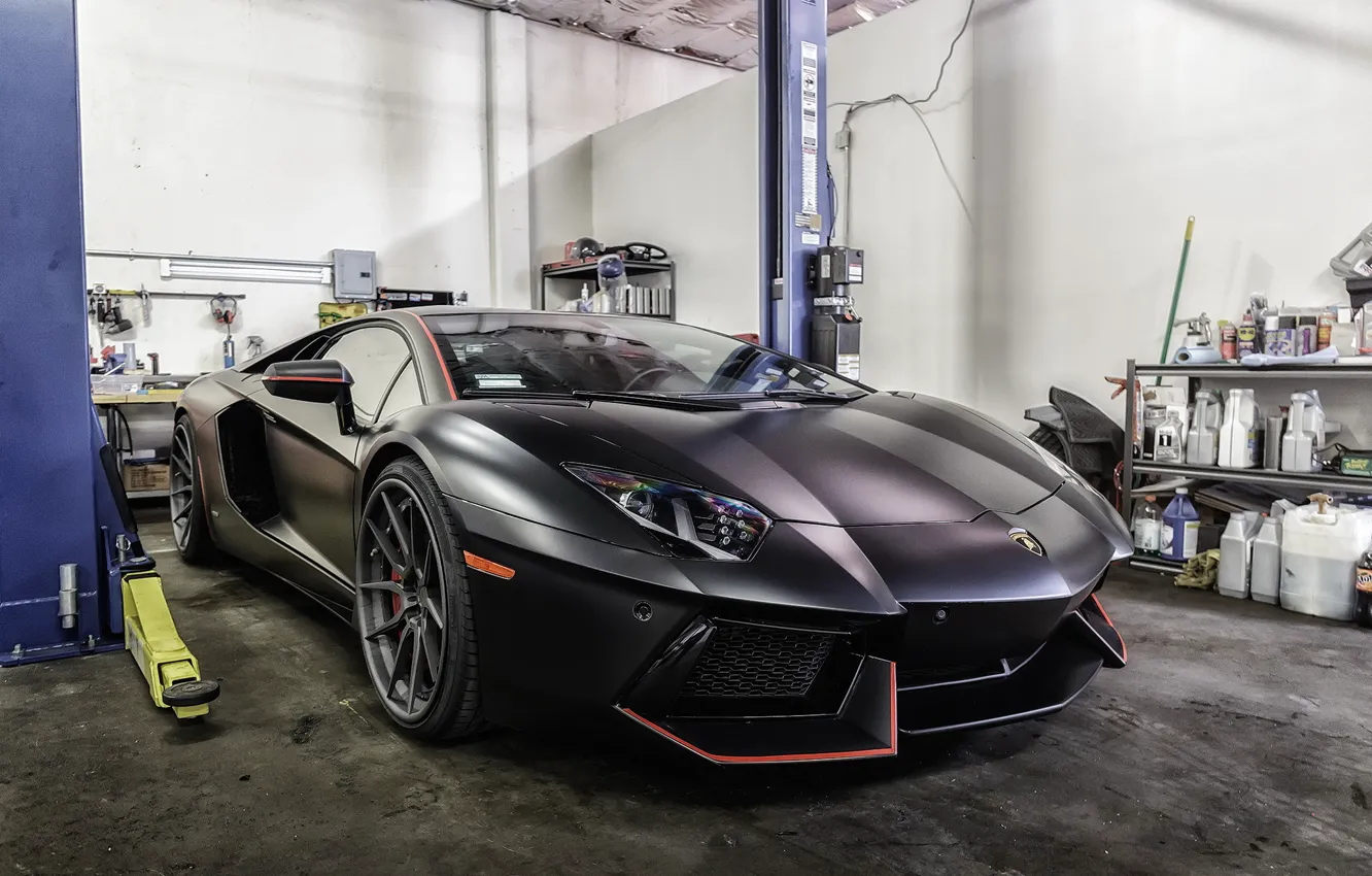 Фото обои Lamborghini, Black, Matte, Aventador, Garage